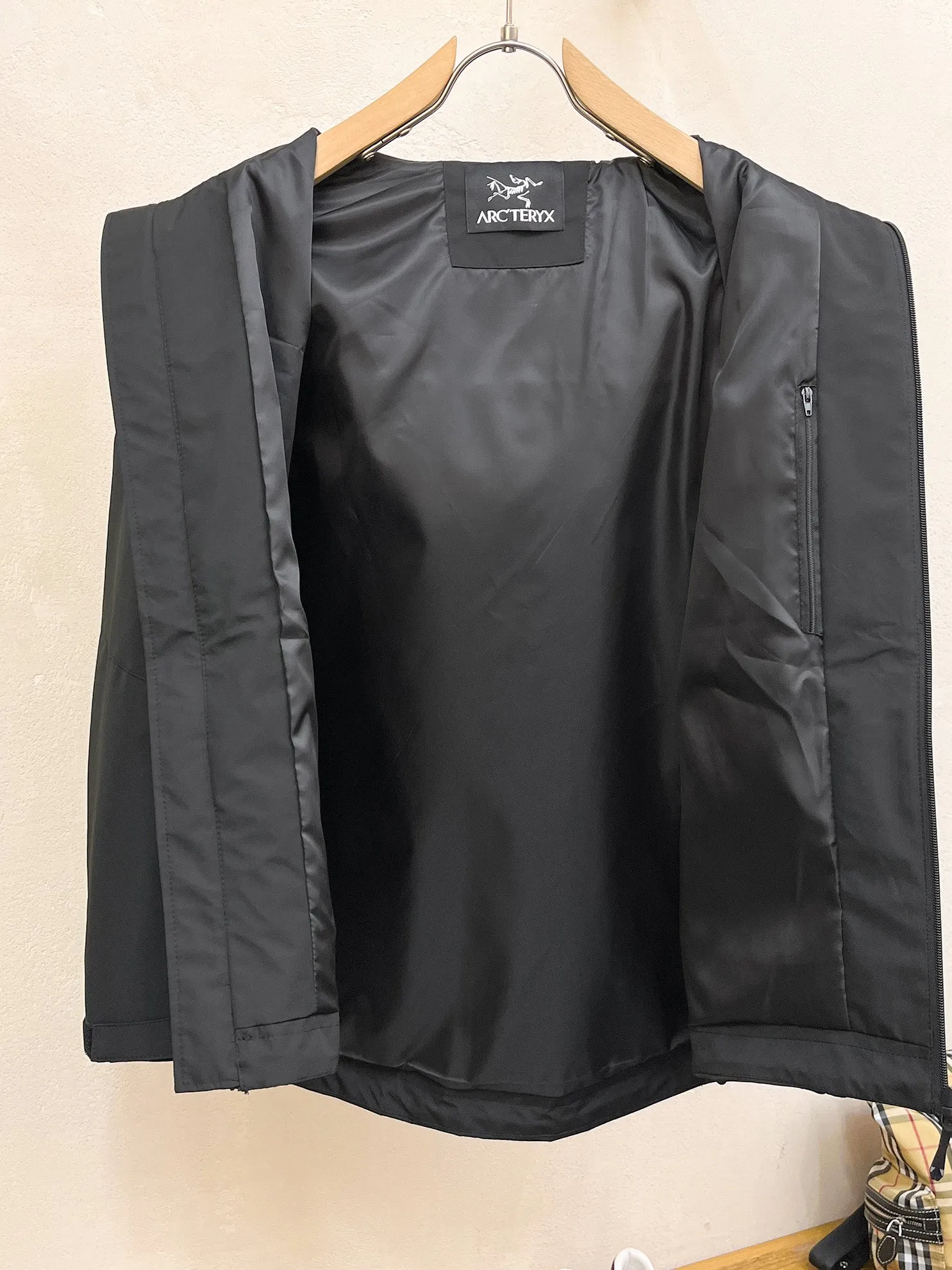 Same Style， ， 2026 New Arrival ， Original Premium Breathable ， ， ， Quality。 ， Sizes：M～3XL，